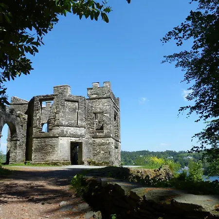Lowe Mcconnell * Ambleside