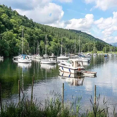 Lowe Mcconnell * Ambleside